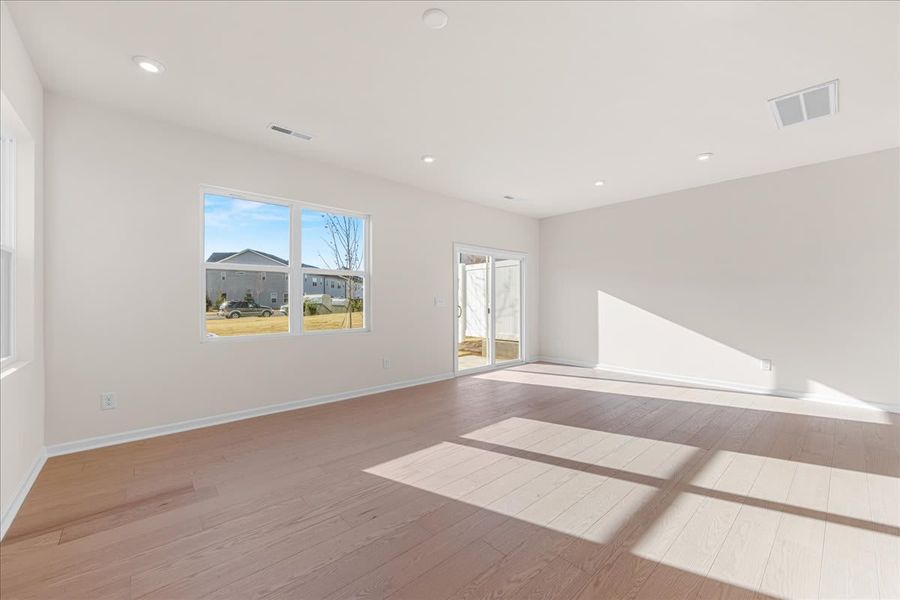 Spacious, unfurnished interior of a new home in Fifteen 15 Cannon, Charlotte (Image 24).