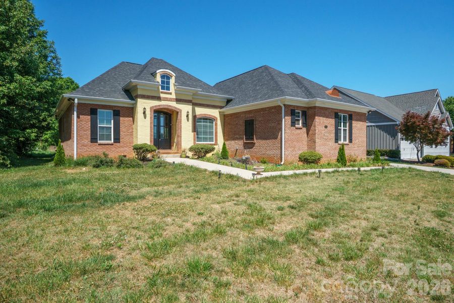 Exterior details and patio area of a home in , Kings Mountain (Image 22).