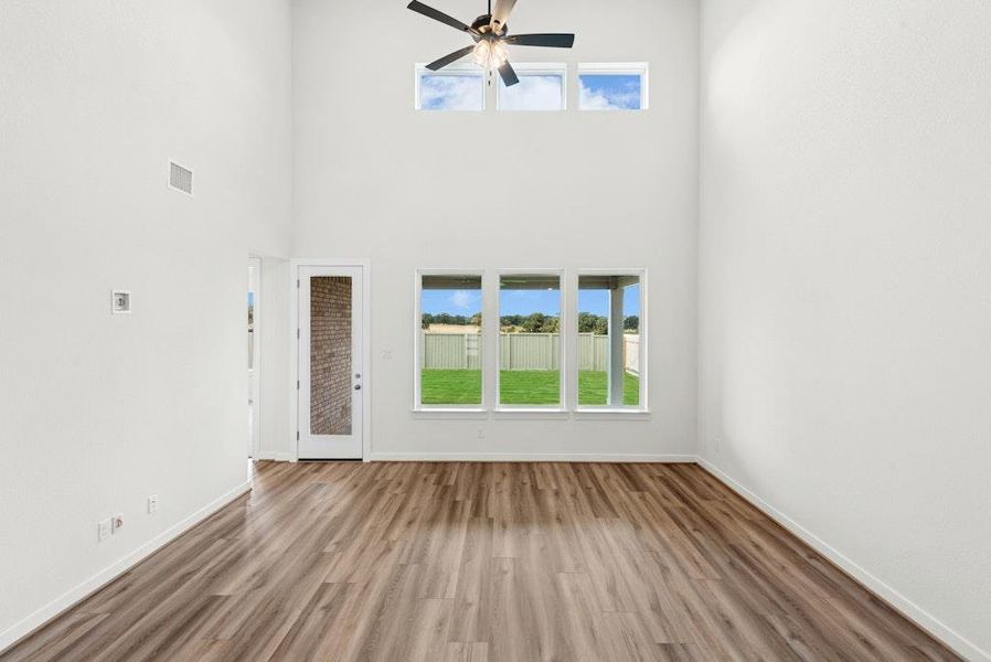 Spacious, unfurnished interior of a new home in Santa Rita Ranch, Liberty Hill (Image 26). Spacious, unfurnished interior of a new home in Santa Rita Ranch, Liberty Hill (Image 26).