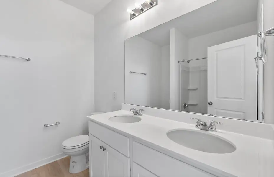 Furnished interior view inside a new home in County View, Temple (Image 11).