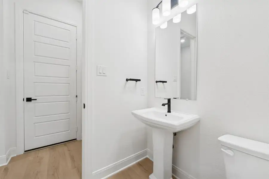 Furnished interior view inside a new home in South Pointe Cottage Series, Mansfield (Image 7). Furnished interior view inside a new home in South Pointe Cottage Series, Mansfield (Image 7).