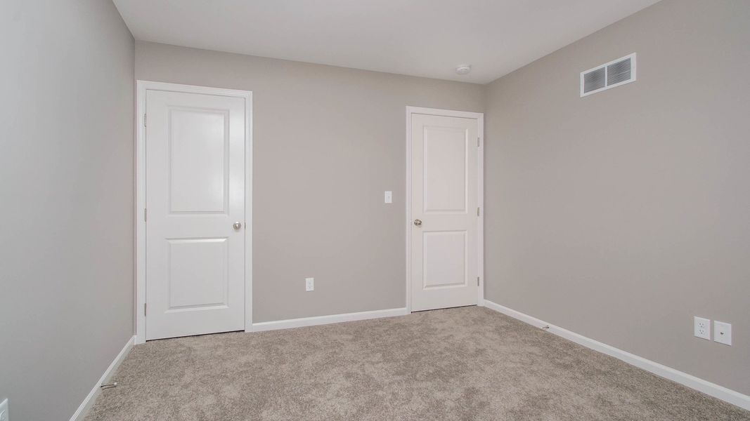 Representative unfurnished interior of a home built from the The Winslow by Norfolk Homes in Valleys, Jackson (Image 73).
