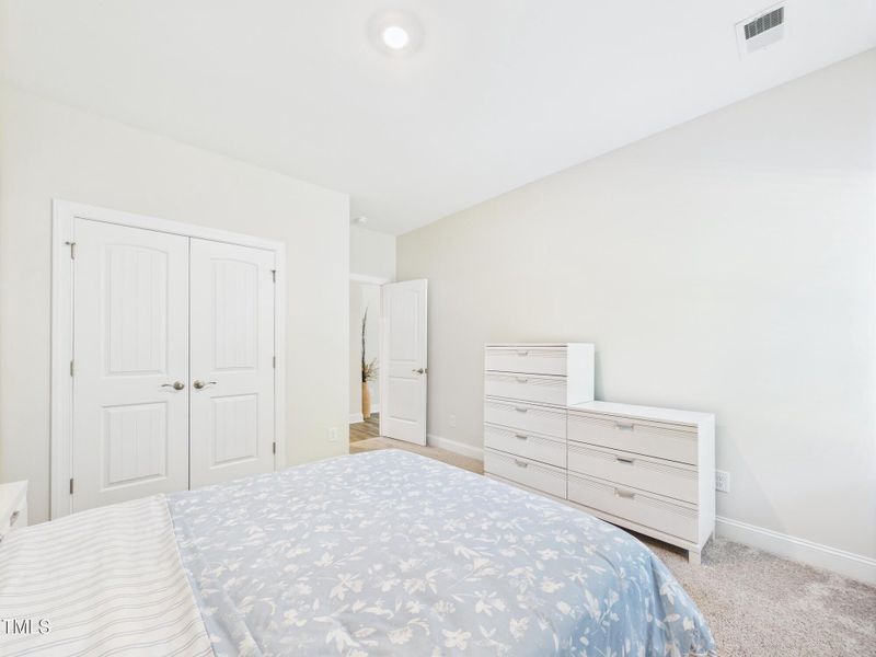 CAM01608G0-PR0104-STILL039