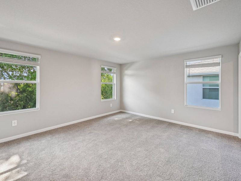 The Sandpiper End at 514 Salisbury Cir