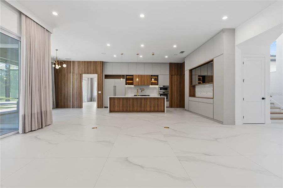 Furnished interior view inside a new home in , Montverde (Image 11).