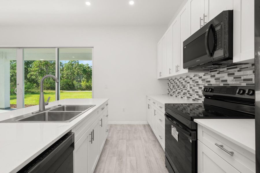 Furnished interior view inside a new home in , Lake Placid (Image 5).