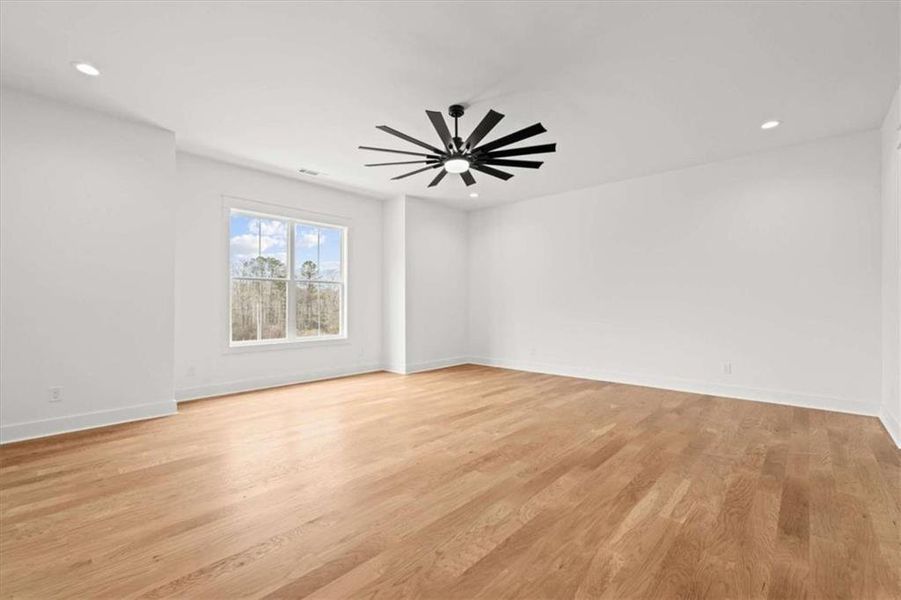 Spacious, unfurnished interior of a new home in , Carrollton (Image 46).