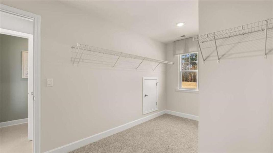 Spacious, unfurnished interior of a new home in Evergreen Crossing, Locust Grove (Image 22).