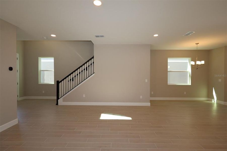 Spacious, unfurnished interior of a new home in Lake Star at Ovation, Winter Garden (Image 20).