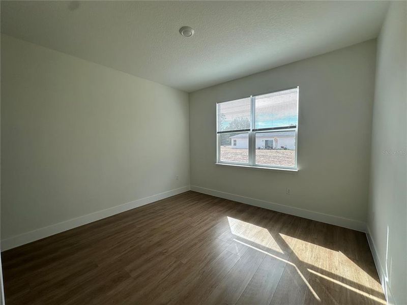 Spacious, unfurnished interior of a new home in , Dunnellon (Image 21).