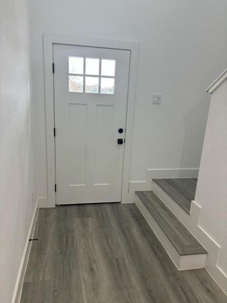 Spacious, unfurnished interior of a new home in , Hempstead (Image 20).