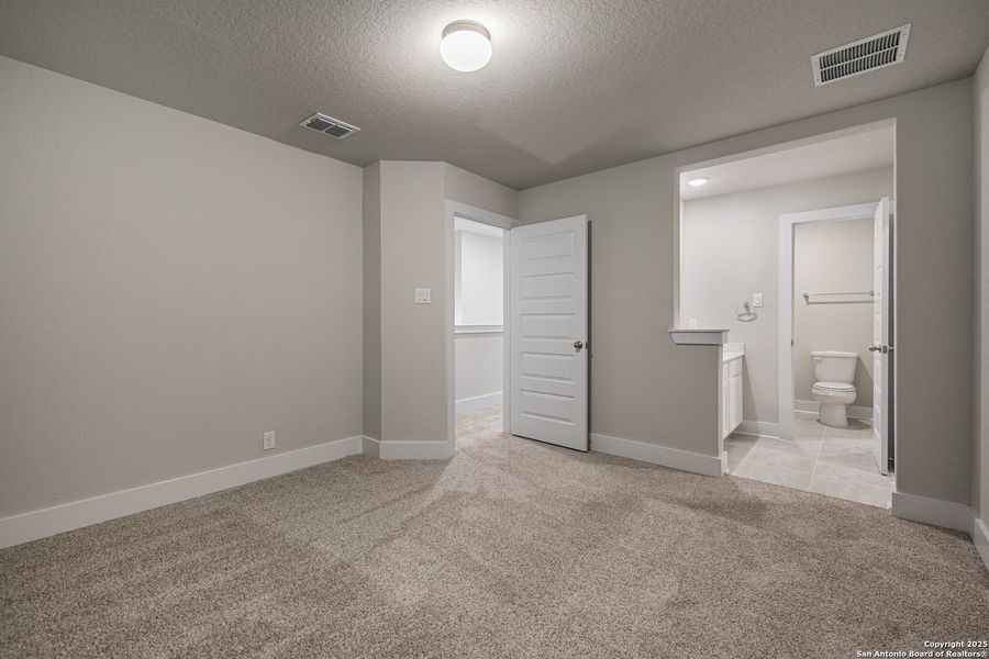 Spacious, unfurnished interior of a new home in Buffalo Crossing – New Phase Now Preselling, Cibolo (Image 17). Spacious, unfurnished interior of a new home in Buffalo Crossing – New Phase Now Preselling, Cibolo (Image 17).