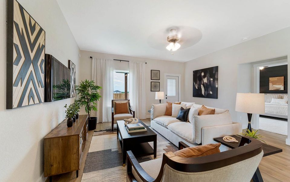 Representative furnished interior of a home built from the Pedernales by CastleRock Communities in Lone Oak, San Antonio (Image 24).