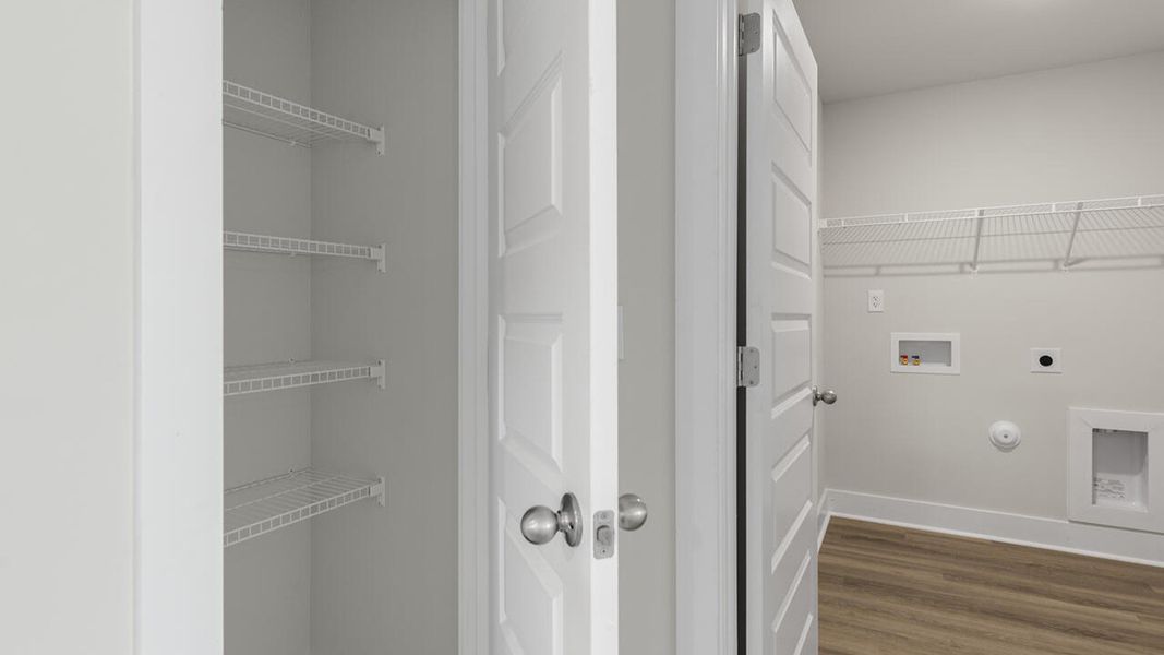 Spacious, unfurnished interior of a new home in Surfside Landing, Hubert (Image 31).