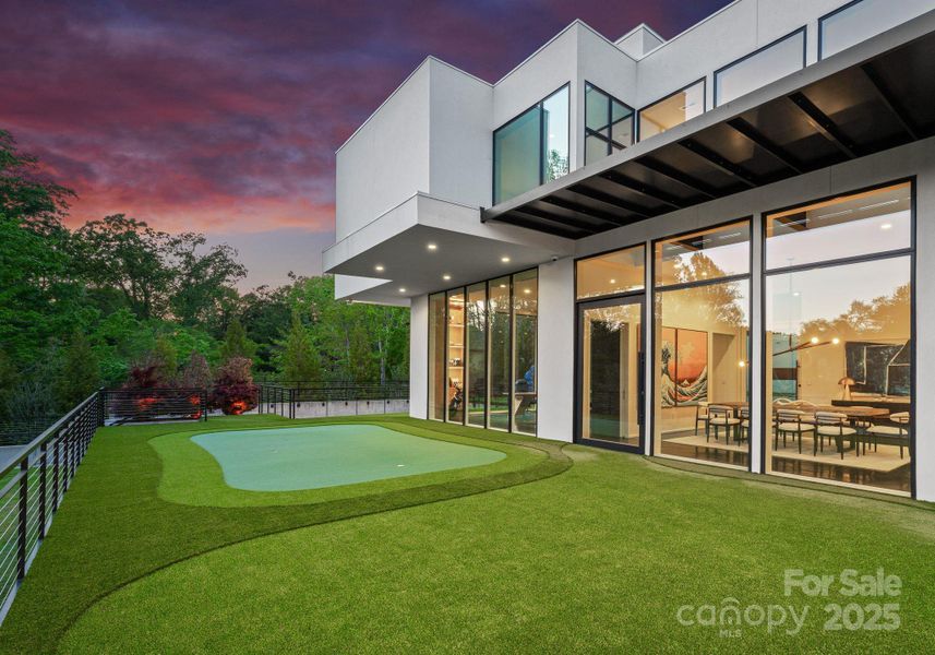 Putting Green Putting Green