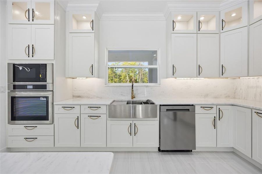 Furnished interior view inside a new home in , Ocala (Image 8).