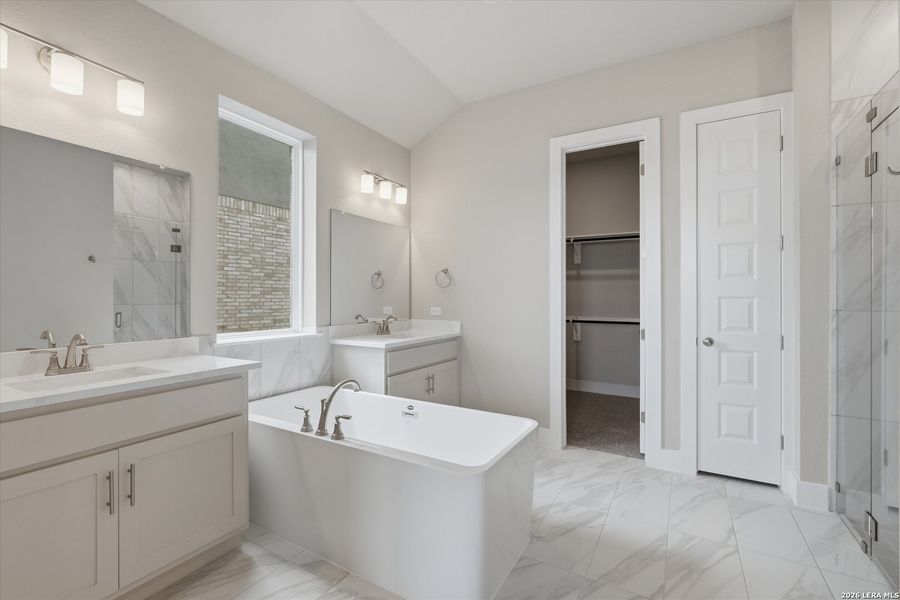 Furnished interior view inside a new home in Esperanza, Boerne (Image 9).