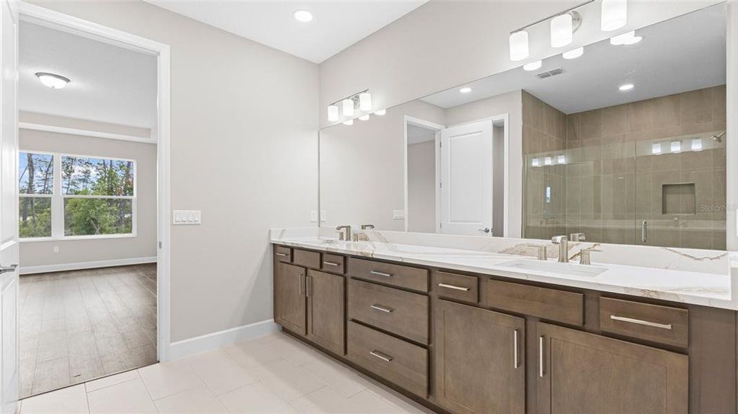 Furnished interior view inside a new home in Cresswind DeLand, Deland (Image 6). Furnished interior view inside a new home in Cresswind DeLand, Deland (Image 6).
