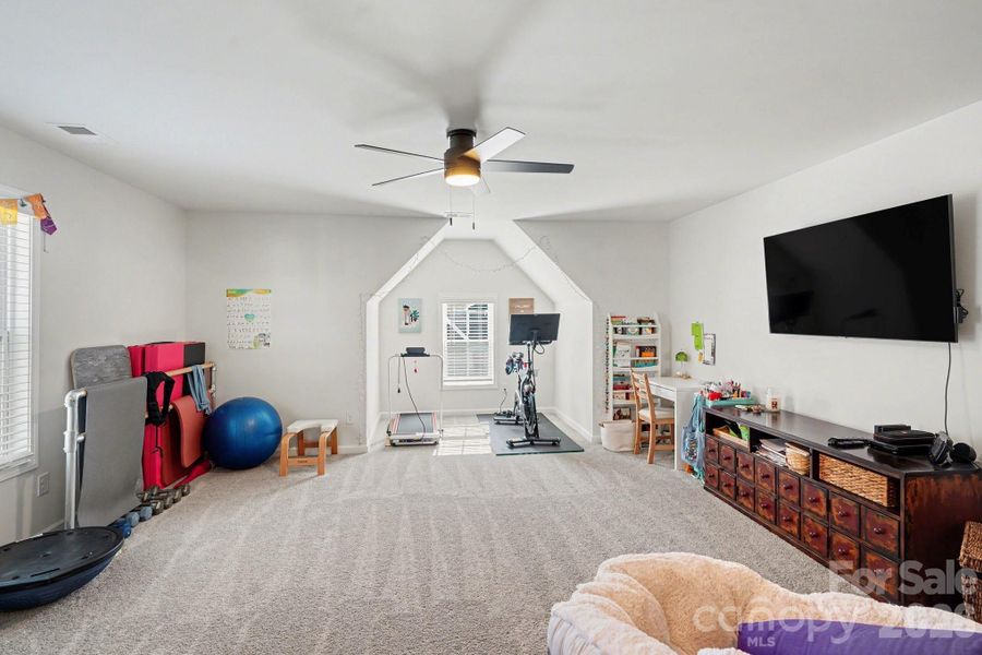 Furnished interior view inside a new home in Falls Cove, Troutman (Image 24). Furnished interior view inside a new home in Falls Cove, Troutman (Image 24).