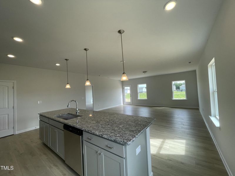 20250823_200913596_iOS