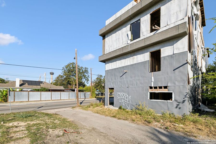 Exterior details and patio area of a home in , San Antonio (Image 2). Exterior details and patio area of a home in , San Antonio (Image 2).
