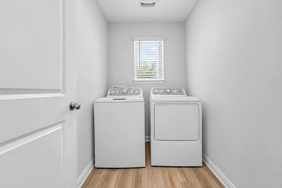 Furnished interior view inside a new home in Sunfield, Buda (Image 11).