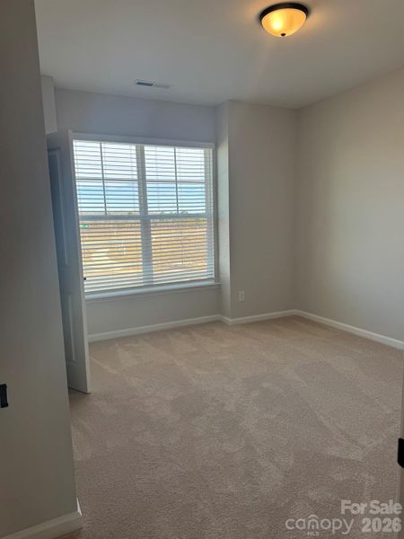 Secondary bedroom Secondary bedroom