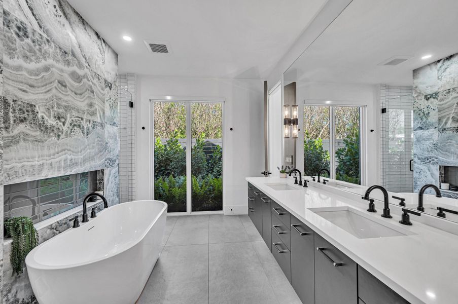 618 NE 15th AVE-49