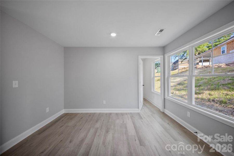 Spacious, unfurnished interior of a new home in , Kannapolis (Image 10).