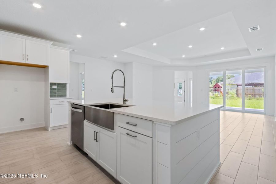 Furnished interior view inside a new home in Pirates Bluff, Yulee (Image 5).