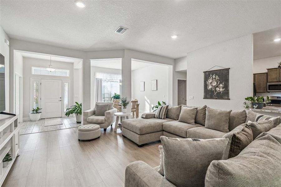 Furnished interior view inside a new home in Sugarmill Woods, Homosassa (Image 36).