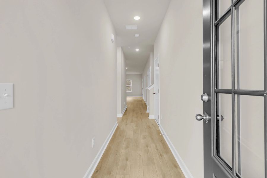 Spacious, unfurnished interior of a new home in Hammock Walk at Nexton, Summerville (Image 13).