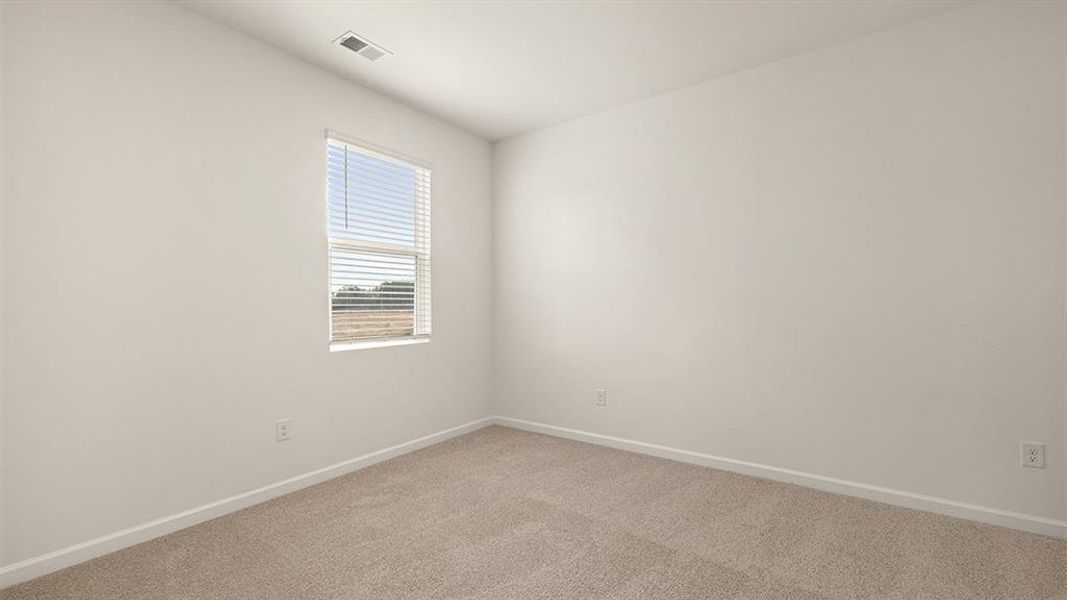 Spacious, unfurnished interior of a new home in Preserve at Dove Creek, Statham (Image 21).