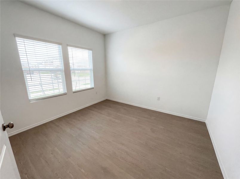 Spacious, unfurnished interior of a new home in Cotton Brook, Hutto (Image 19).