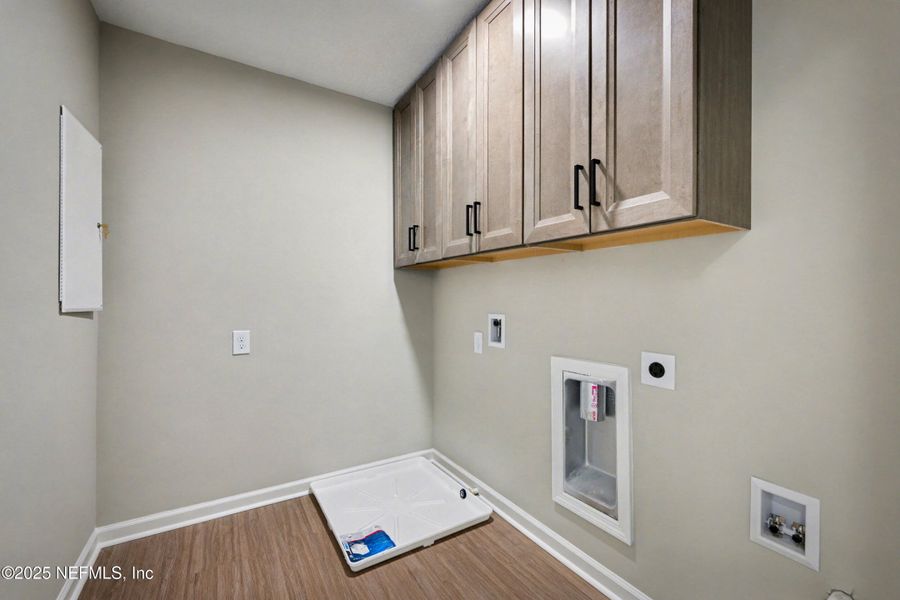 Spacious, unfurnished interior of a new home in , Green Cove Springs (Image 47). Spacious, unfurnished interior of a new home in , Green Cove Springs (Image 47).