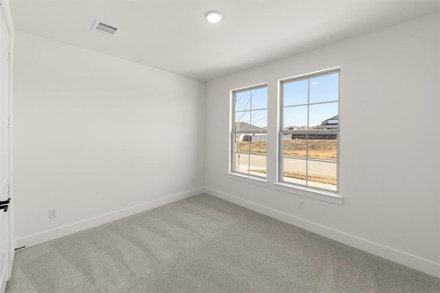 04. 7245 Ladybug - Bed 2