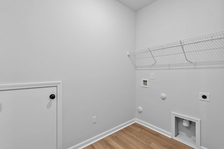 Spacious, unfurnished interior of a new home in Lilah Grove, Summerfield (Image 27).