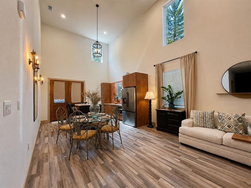 Furnished interior view inside a new home in , Dallas (Image 16).