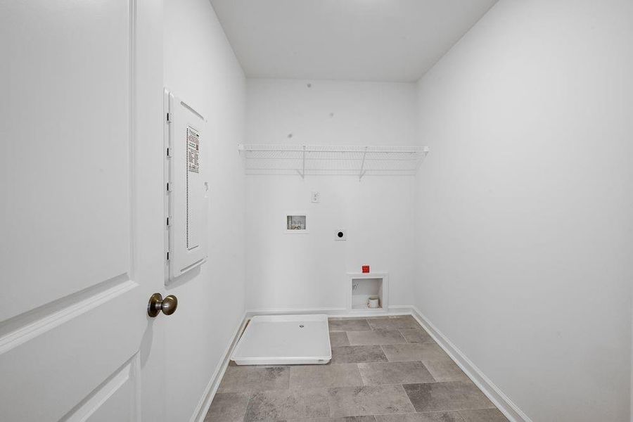 Spacious, unfurnished interior of a new home in Falls Creek, Flowery Branch (Image 24). Spacious, unfurnished interior of a new home in Falls Creek, Flowery Branch (Image 24).