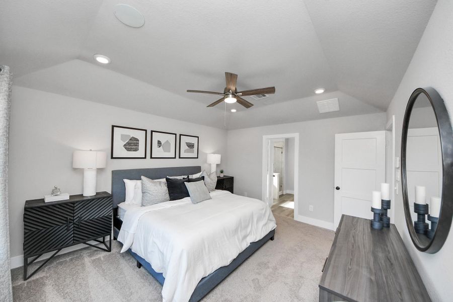 Furnished interior view inside a new home in Sunterra: Landmark Collection, Katy (Image 27).