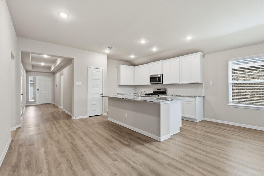 Furnished interior view inside a new home in , Baytown (Image 7).