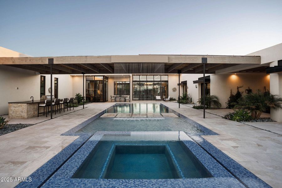 7034 E Paradise Dr 7034 E Paradise Dr