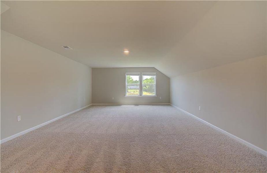 Spacious, unfurnished interior of a new home in Cooper Park, McDonough (Image 24).