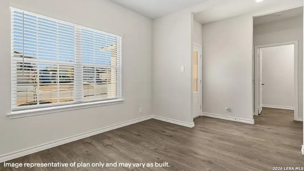Spacious, unfurnished interior of a new home in Brookstone Creek, San Antonio (Image 27).