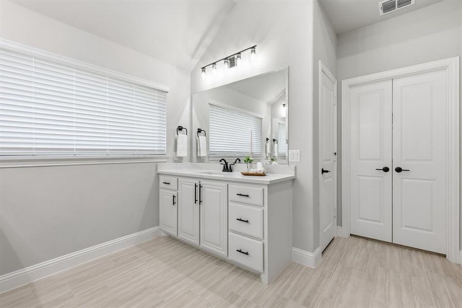 Furnished interior view inside a new home in Union Park, Little Elm (Image 34). Furnished interior view inside a new home in Union Park, Little Elm (Image 34).