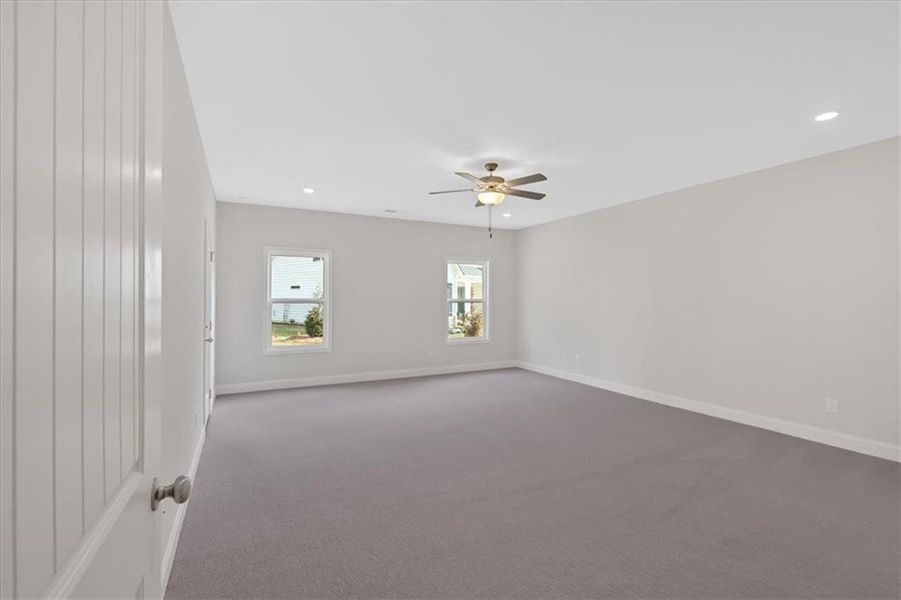 Spacious, unfurnished interior of a new home in Stratford at NatureWalk, Dallas (Image 33).