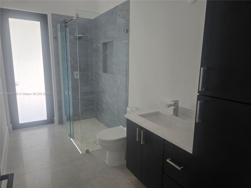 Furnished interior view inside a new home in , Homestead (Image 17).