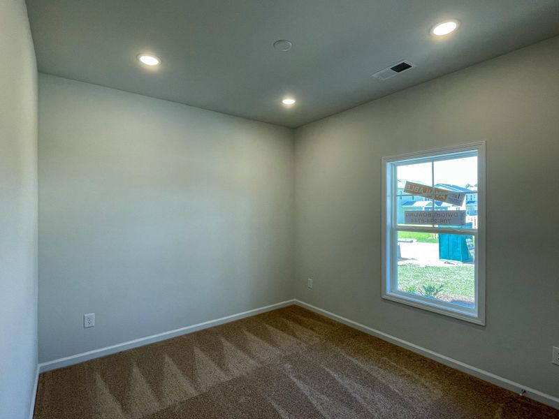 Spacious, unfurnished interior of a new home in Portrait Hills, Aiken (Image 6).