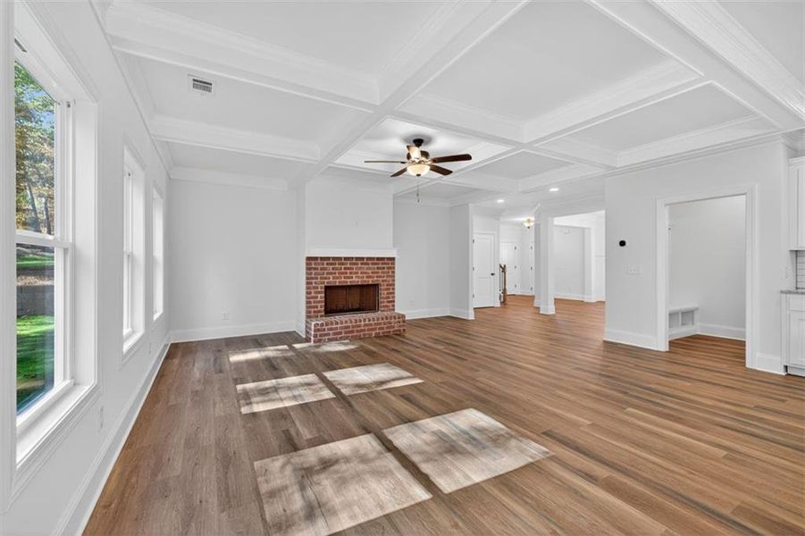 Spacious, unfurnished interior of a new home in , Jefferson (Image 48).