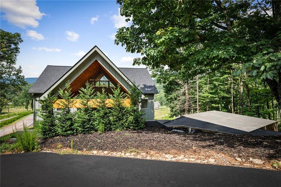 Community amenities in , Morganton (Image 57).